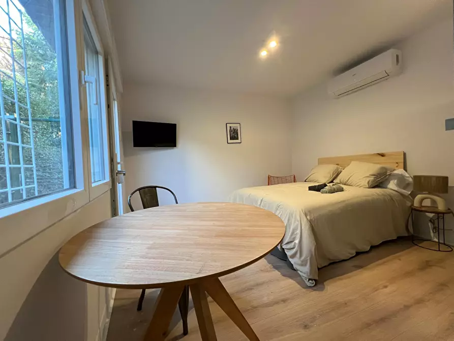 Immagine 2 di Casa indipendente in affitto  in Calle de Alfonso Fernández Clausells a Madrid