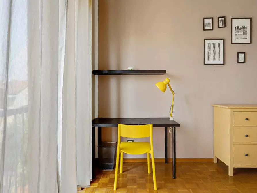 Immagine 6 di Camera in affitto  in Via Curtatone a Milano