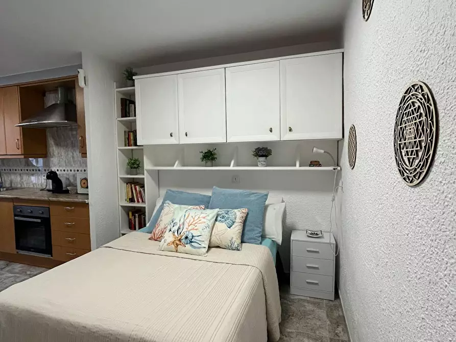 Immagine 2 di Appartamento in affitto  in Carrer de Joaquim Serra a La Pineda