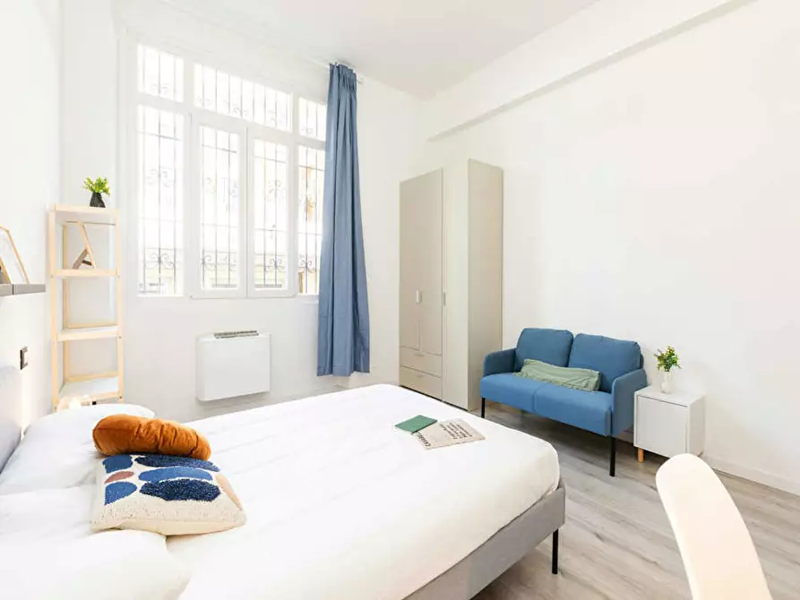 Immagine 5 di Camera in affitto  in Viale Col di Lana a Milano