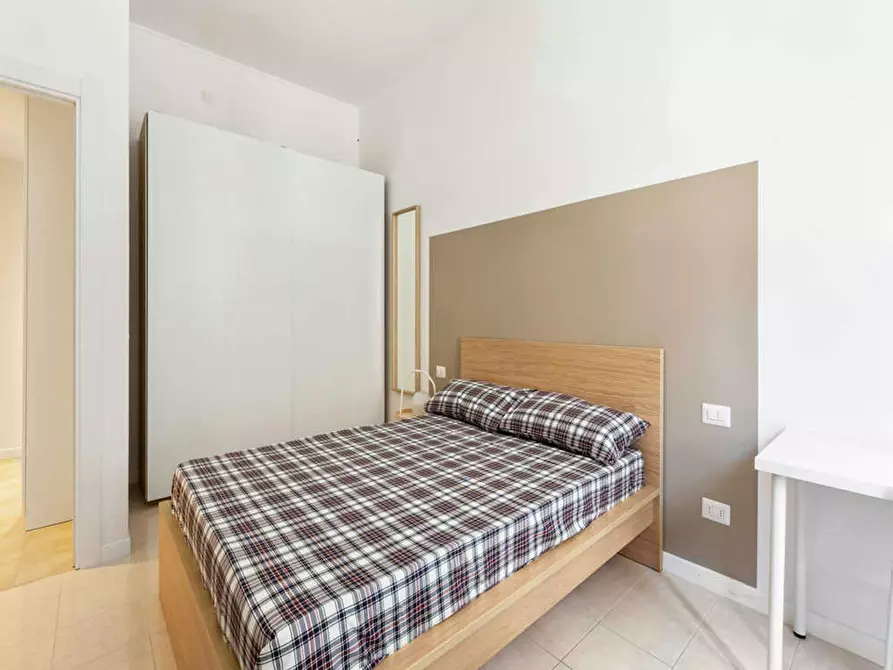 Immagine 4 di Camera in affitto  in Via Pantigliate a Milano