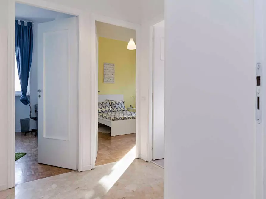 Immagine 9 di Camera in affitto  in Via dei Pioppi a Buccinasco