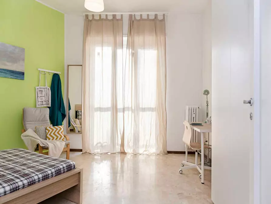 Immagine 4 di Camera in affitto  in Via dei Pioppi a Buccinasco