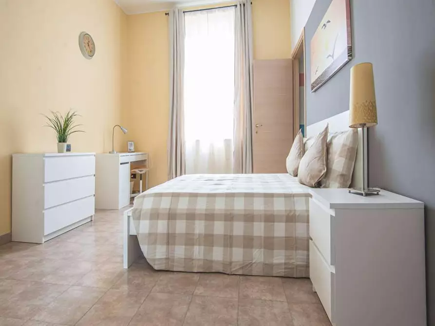 Immagine 5 di Camera in affitto  in Viale Monza a Milano