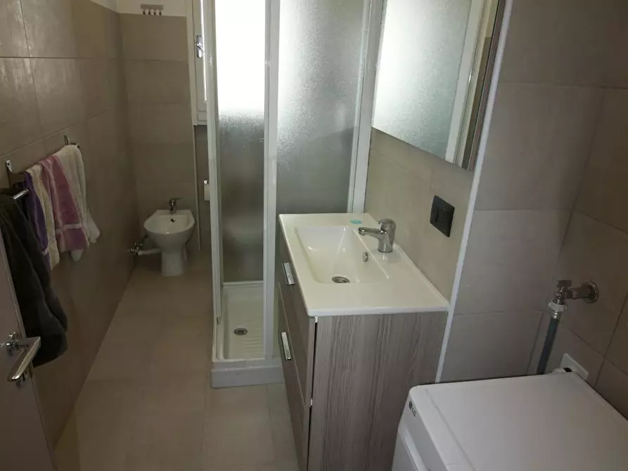 Immagine 10 di Camera in affitto  in Via Carlo Marx a Milano