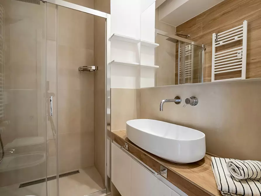 Immagine 6 di Appartamento in affitto  in Via Appiano a Roma