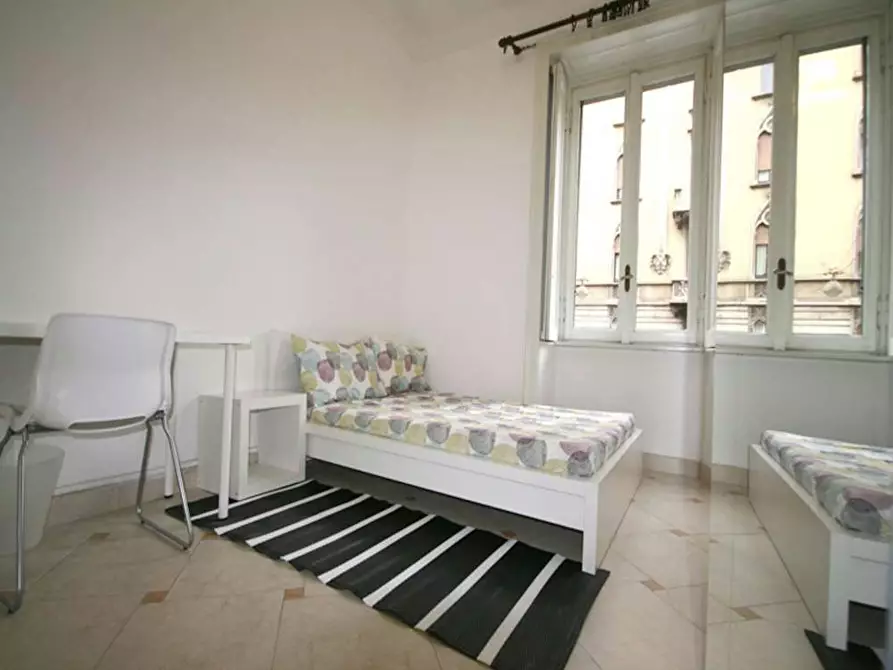 Immagine 2 di Camera in affitto  in Viale Abruzzi a Milano