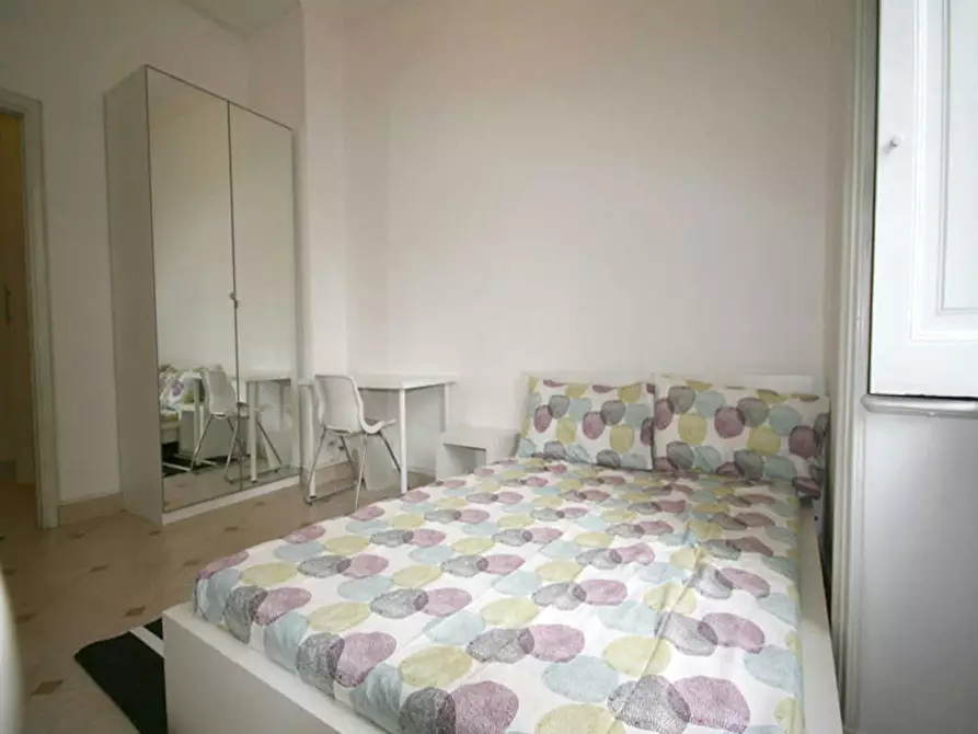 Immagine 2 di Camera in affitto  in Viale Abruzzi a Milano