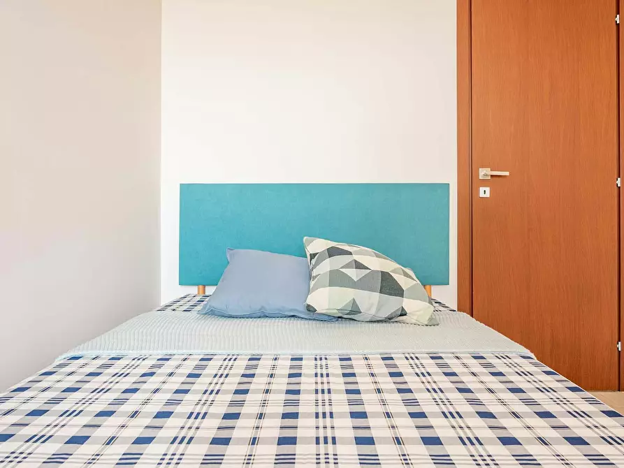 Immagine 6 di Camera in affitto  in Via Pellegrino Rossi a Milano