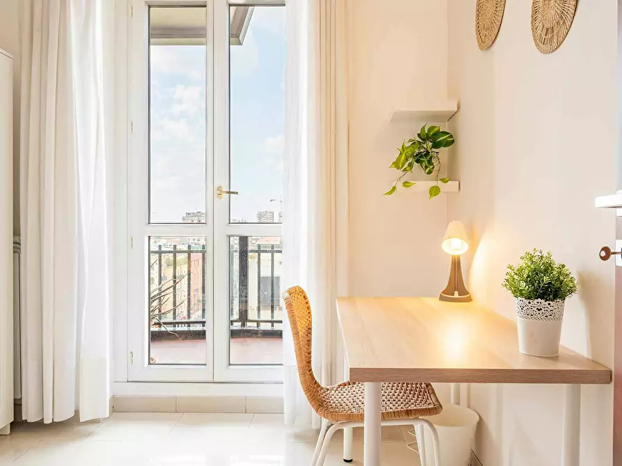 Immagine 1 di Camera in affitto  in Via Pellegrino Rossi a Milano