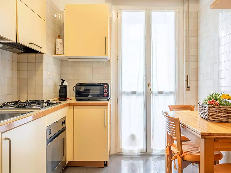 Immagine 9 di Camera in affitto  in Via Pellegrino Rossi a Milano