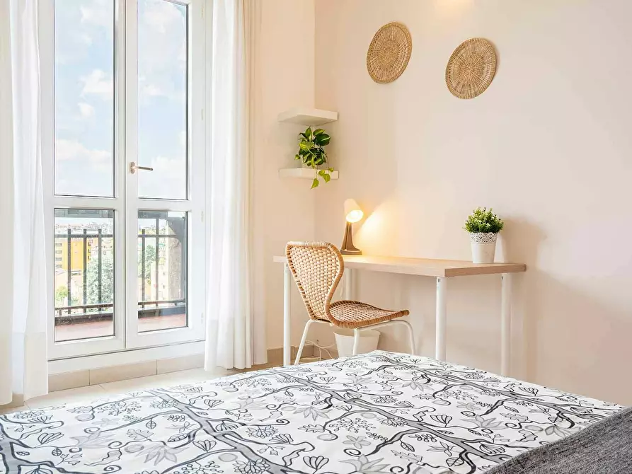 Immagine 5 di Camera in affitto  in Via Pellegrino Rossi a Milano