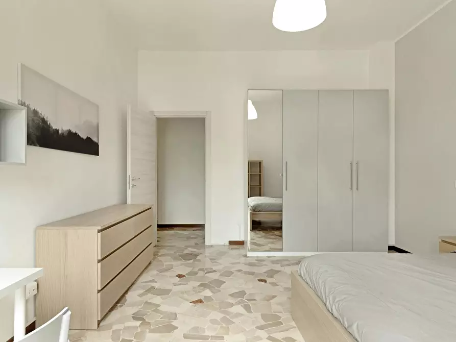 Immagine 5 di Camera in affitto  in Corso di Porta Romana a Milano