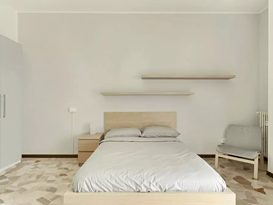 Immagine 4 di Camera in affitto  in Corso di Porta Romana a Milano