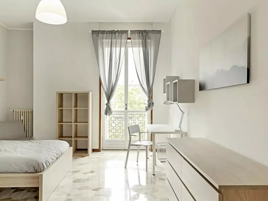 Immagine 2 di Camera in affitto  in Corso di Porta Romana a Milano