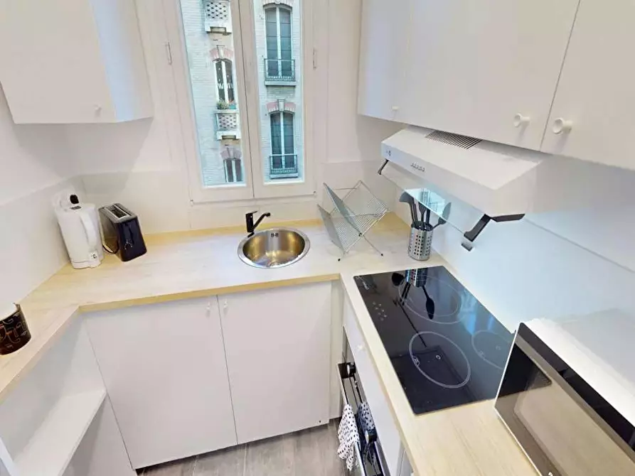 Immagine 5 di Camera in affitto  in Rue Chaligny a Paris