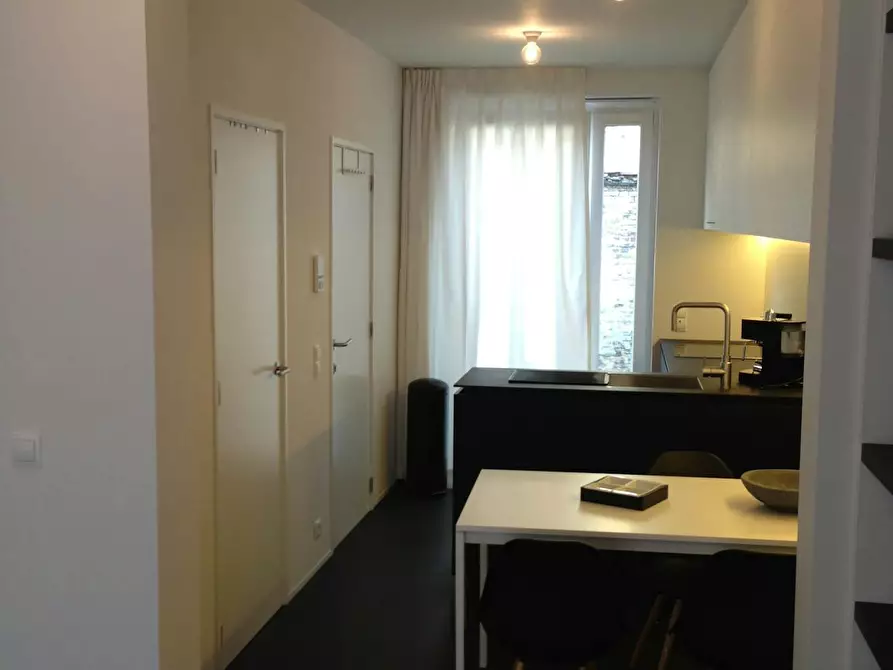 Immagine 3 di Appartamento in affitto  in Annonciadenstraat a Gent
