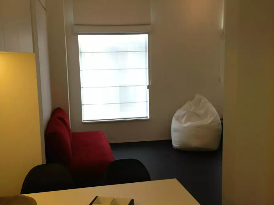 Immagine 5 di Appartamento in affitto  in Annonciadenstraat a Gent