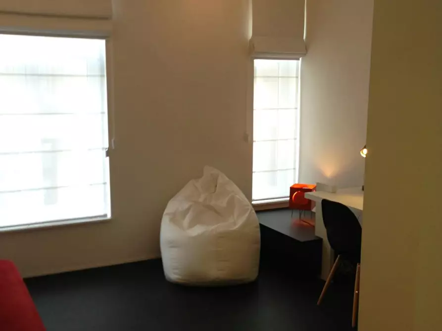 Immagine 6 di Appartamento in affitto  in Annonciadenstraat a Gent