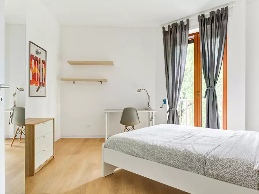 Immagine 2 di Camera in affitto  in Via Stromboli a Milano