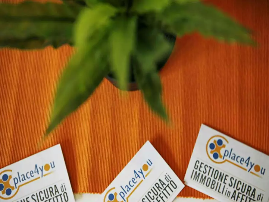 Immagine 6 di Camera in affitto  in Via Lazzaretto a Milano