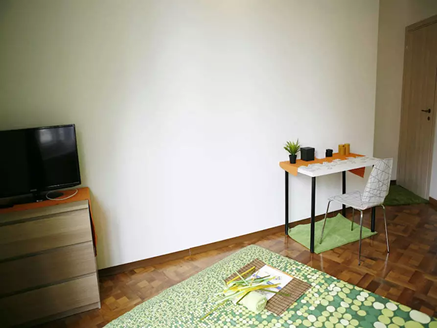 Immagine 5 di Camera in affitto  in Via Lazzaretto a Milano