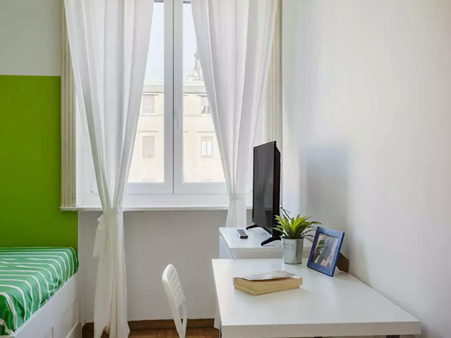 Immagine 2 di Camera in affitto  in Viale Tunisia a Milano