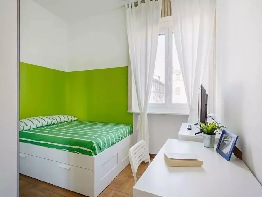 Immagine 2 di Camera in affitto  in Viale Tunisia a Milano