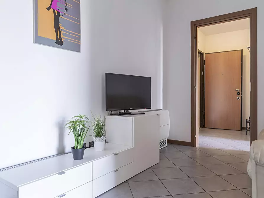 Immagine 7 di Camera condivisa in affitto  in Viale dell'Innovazione a Milano