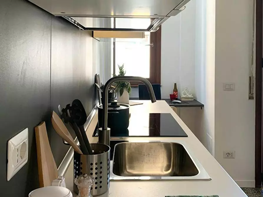 Immagine 3 di Appartamento in affitto  in Via Giacinto Bruzzesi a Milano