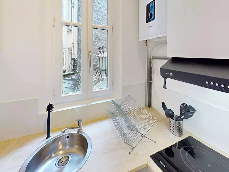 Immagine 7 di Camera in affitto  in Rue Chaligny a Paris