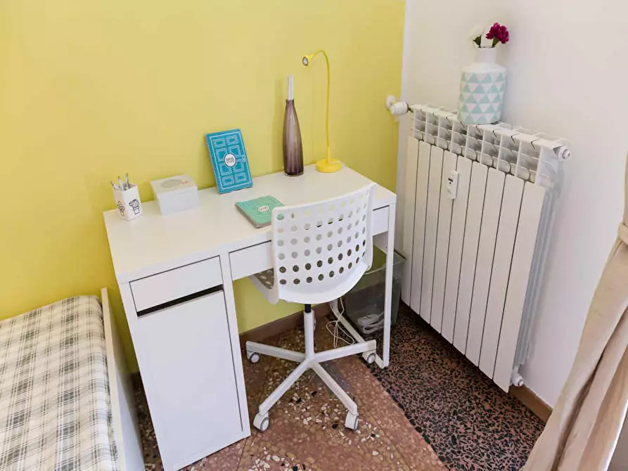 Immagine 5 di Camera in affitto  in Viale Giovanni Vicini a Bologna