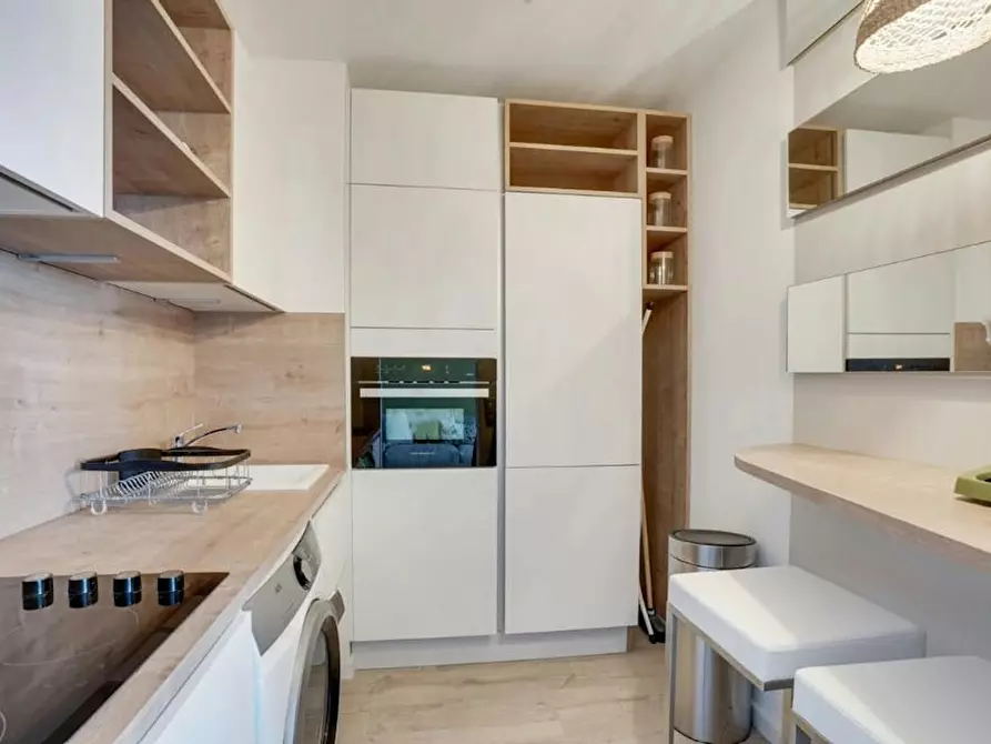 Immagine 10 di Appartamento in affitto  in Rue Vercingétorix a Paris