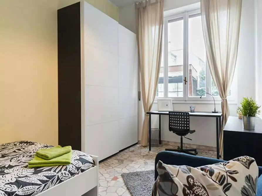 Immagine 3 di Camera in affitto  in Via Giuseppe Bruschetti a Milano