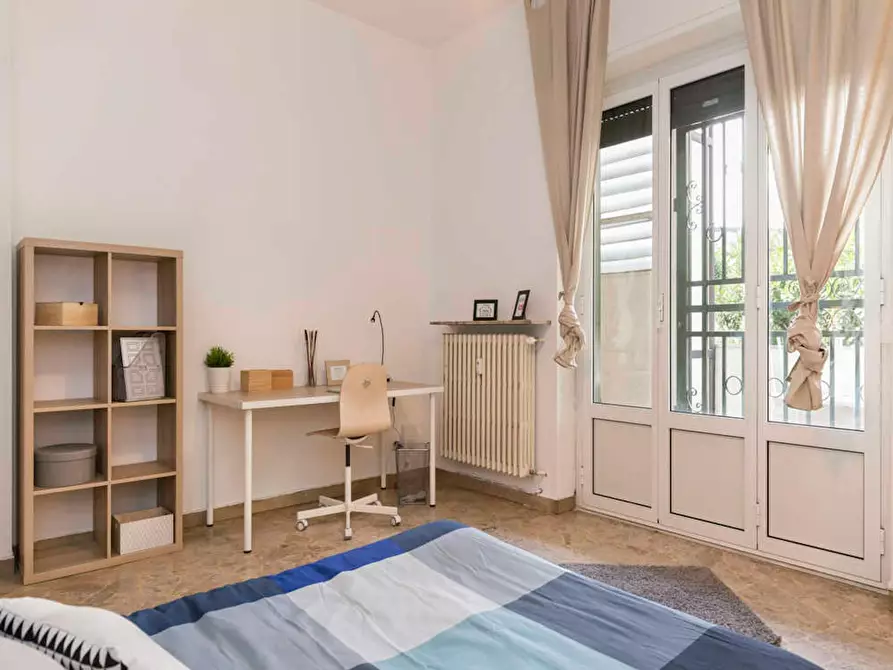 Immagine 5 di Camera in affitto  in Via Vincenzo Rabolini a Milano