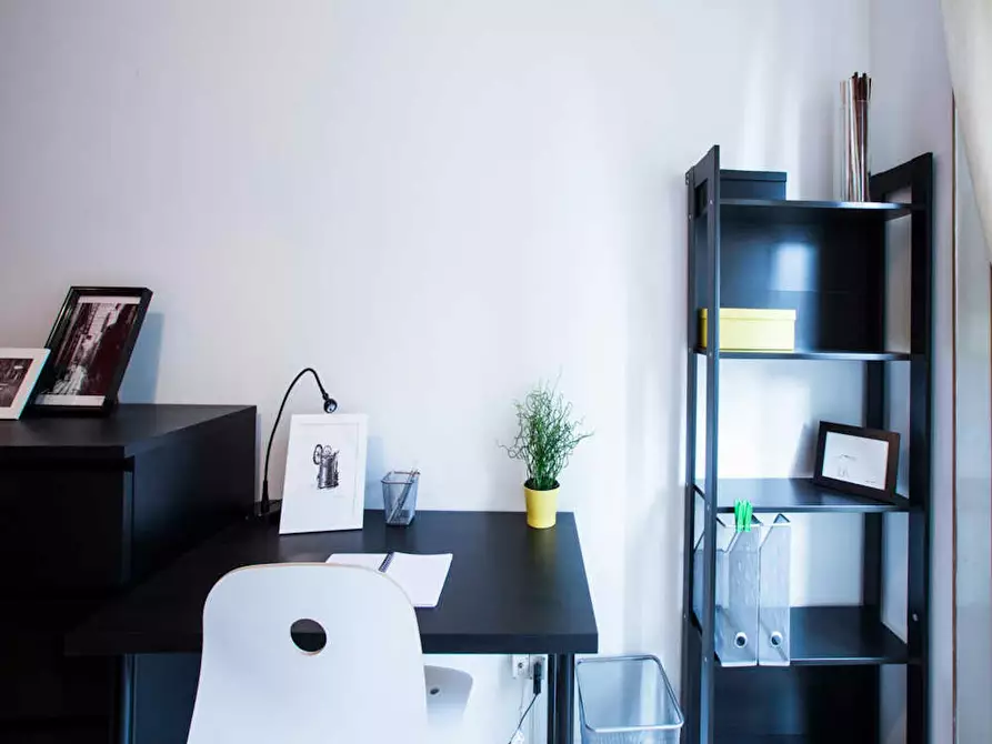 Immagine 1 di Camera in affitto  in Via Don Carlo Gnocchi a Milano