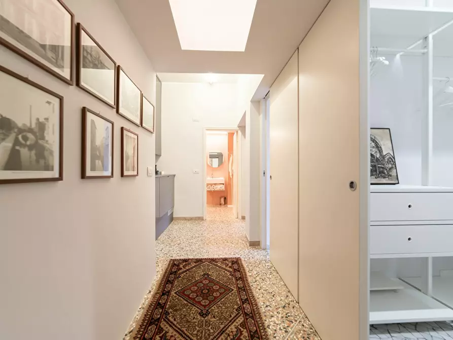 Immagine 5 di Appartamento in affitto  in Via Edmondo De Amicis a Milano