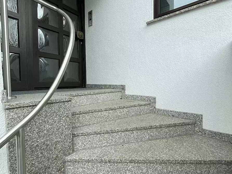 Immagine 5 di Appartamento in affitto  in Neutorstraße a Usingen