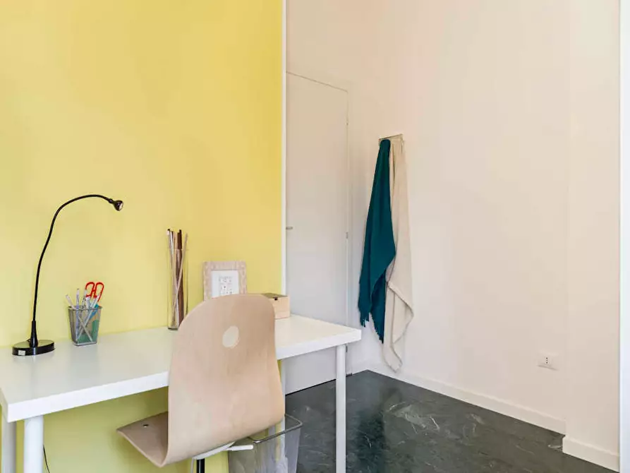 Immagine 5 di Camera in affitto  in Via Giuseppe Frua a Milano