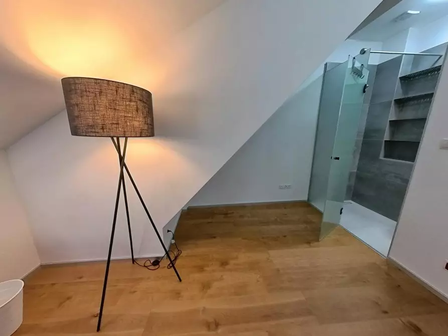 Immagine 4 di Camera in affitto  in Hauptstraße a Willstätt