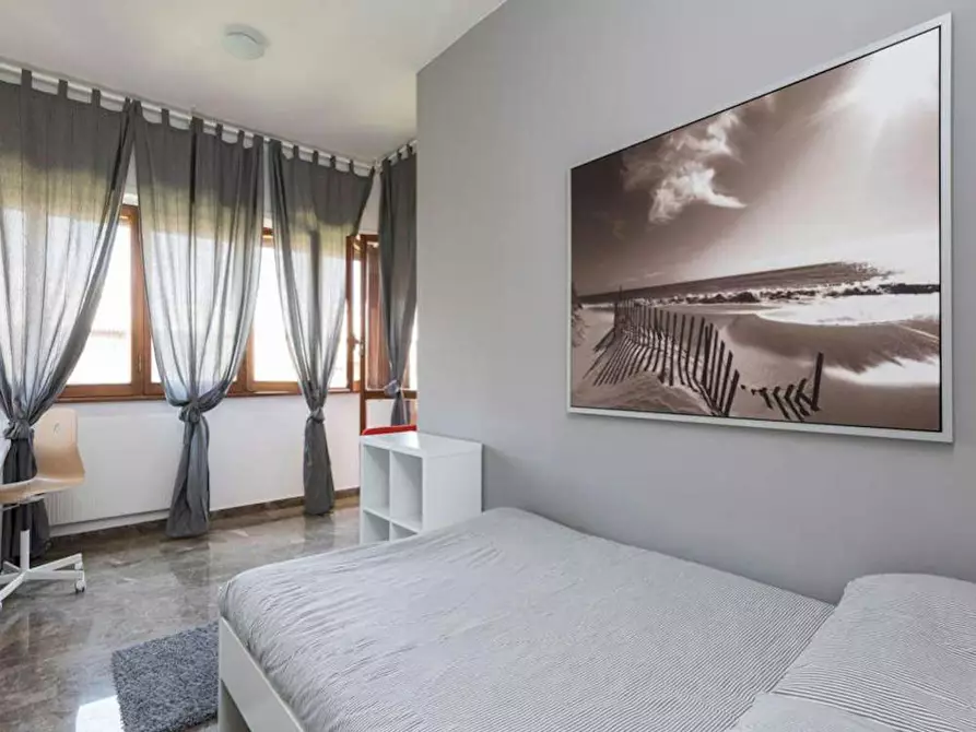 Immagine 7 di Camera in affitto  in Via Nocera Umbra a Roma