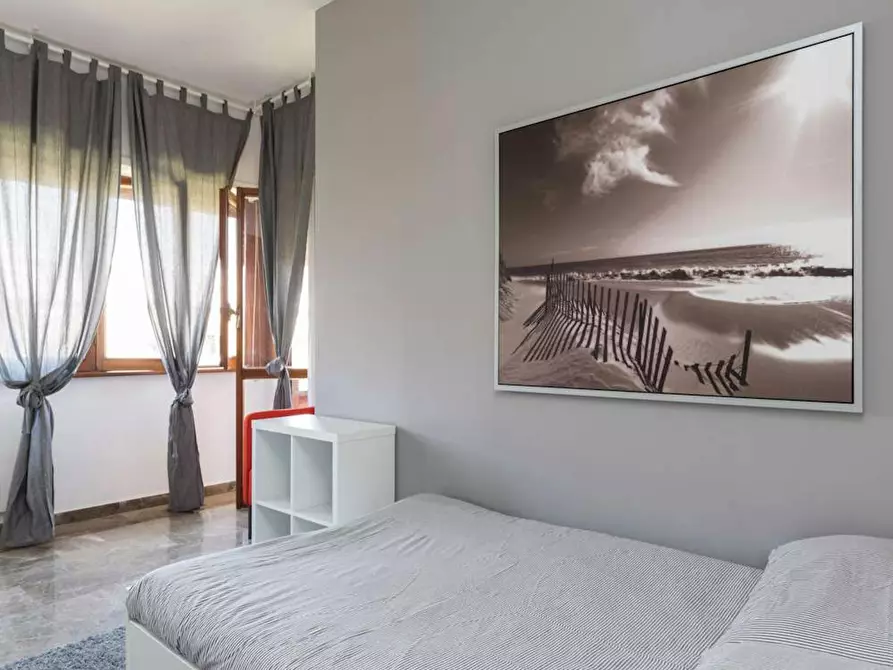 Immagine 1 di Camera in affitto  in Via Nocera Umbra a Roma