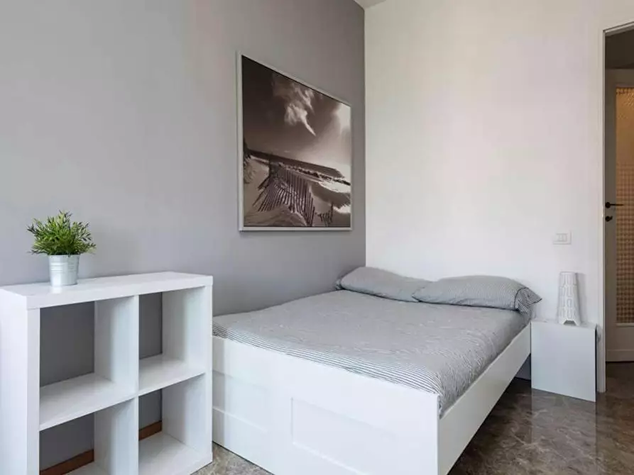 Immagine 3 di Camera in affitto  in Via Nocera Umbra a Roma