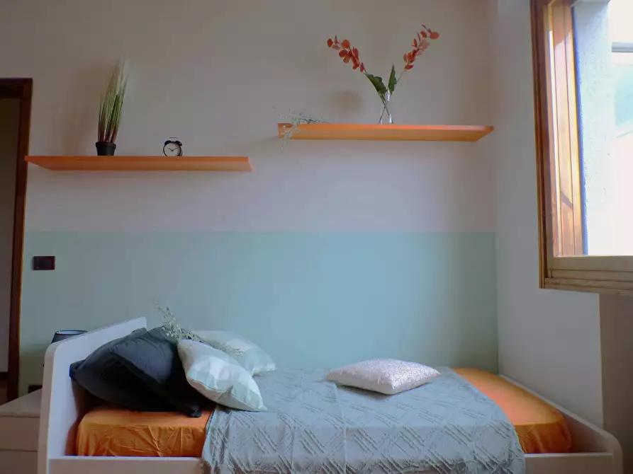 Immagine 3 di Camera in affitto  in Via Rodolfo Mondolfo a Bologna