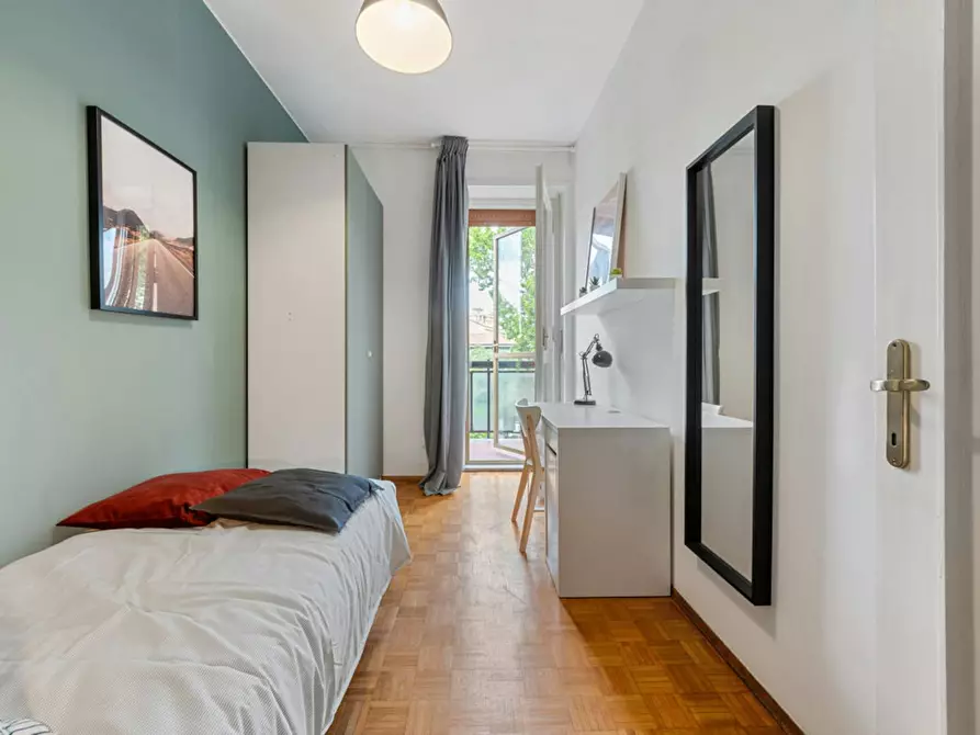 Immagine 1 di Camera in affitto  in Viale Tibaldi a Milano