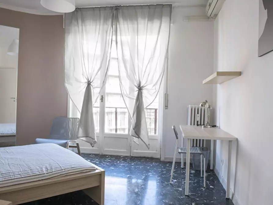 Immagine 3 di Camera in affitto  in Largo Giovanni Battista Scalabrini a Milano
