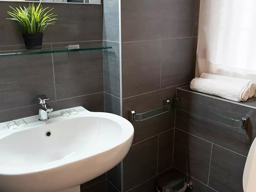 Immagine 10 di Appartamento in affitto  in Via Arena a Milano