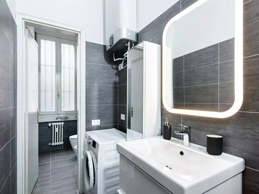 Immagine 8 di Camera in affitto  in Via Podgora a Milano