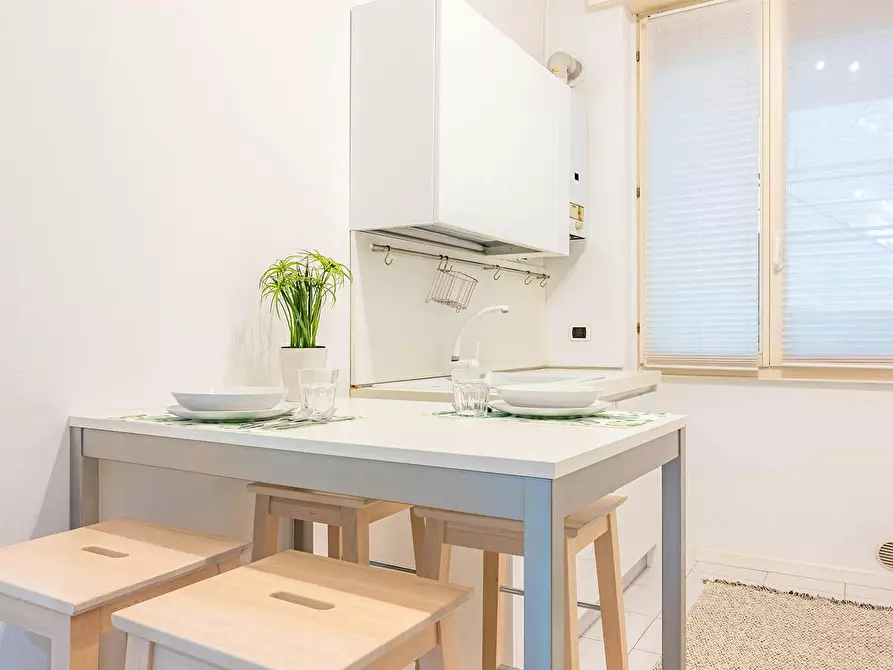 Immagine 9 di Camera in affitto  in Via Assietta a Milano