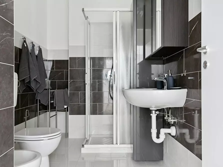 Immagine 7 di Camera in affitto  in Via Stromboli a Milano